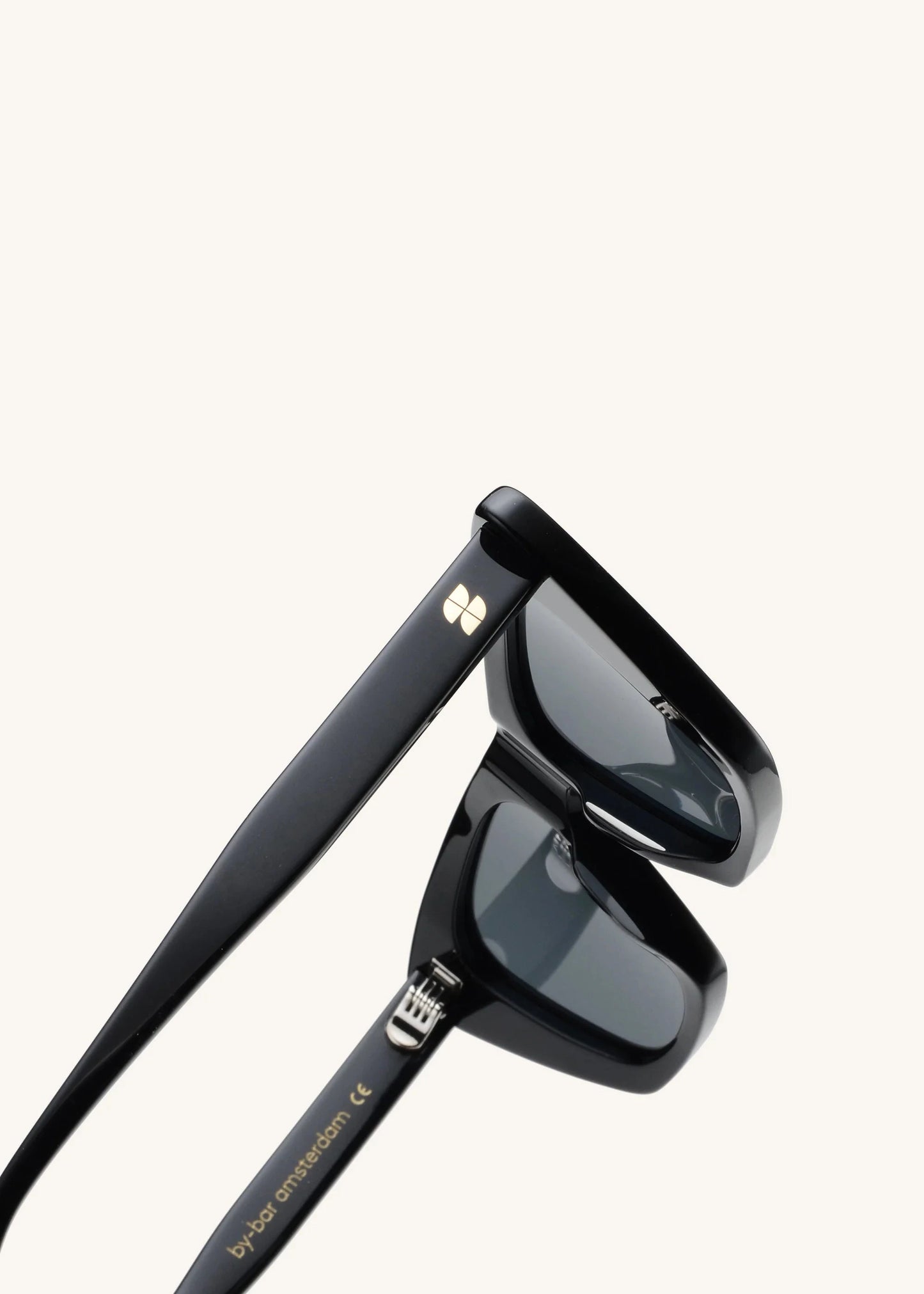 By-bar Marley sunglasses black detail