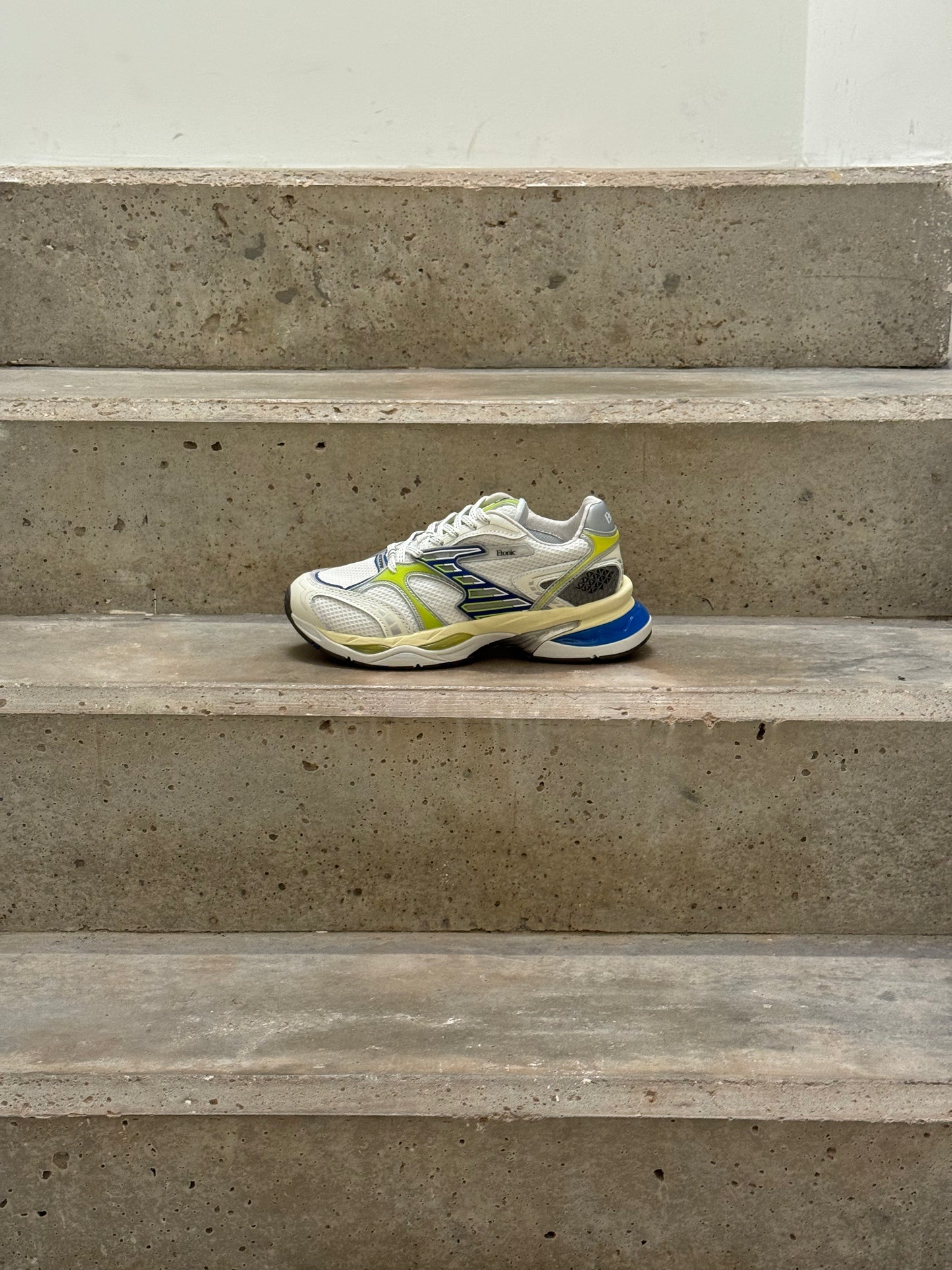 KENDARI BRIGHT WH/BL/GR