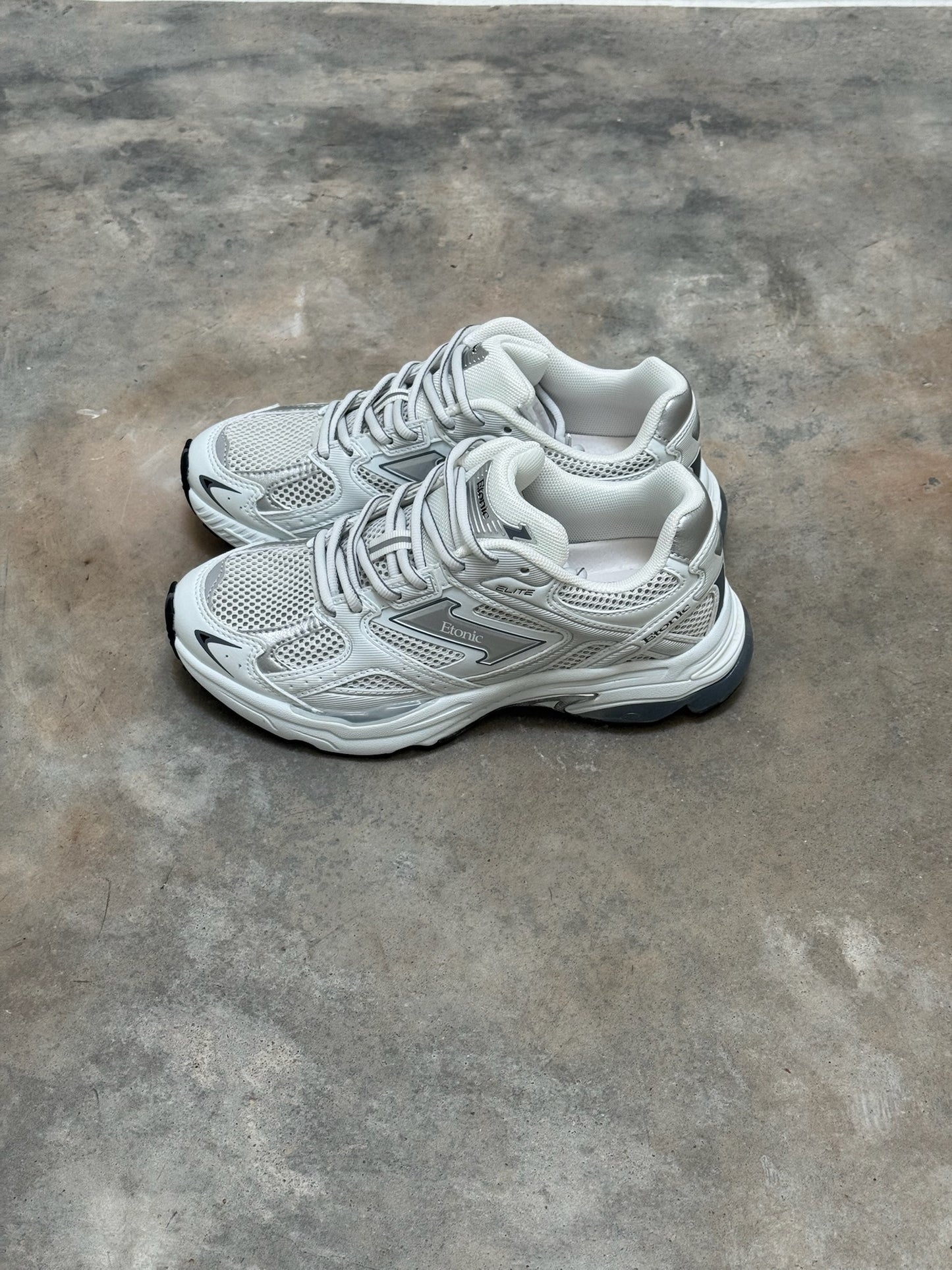 ELITE WHITE/SILVER