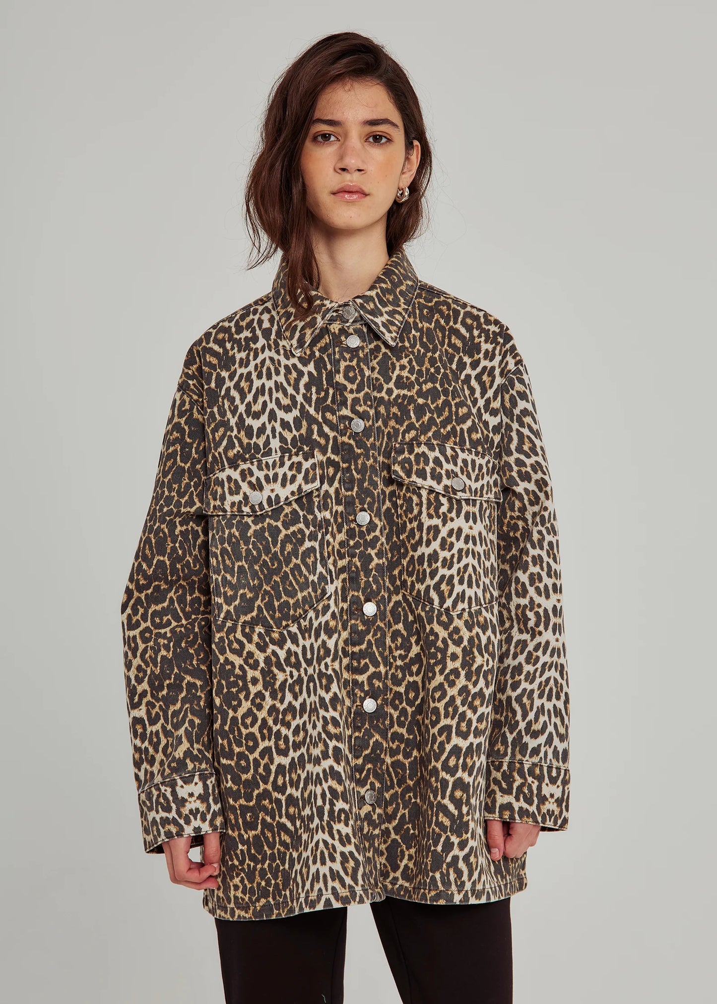 norr - Larisa jacket leopard profile