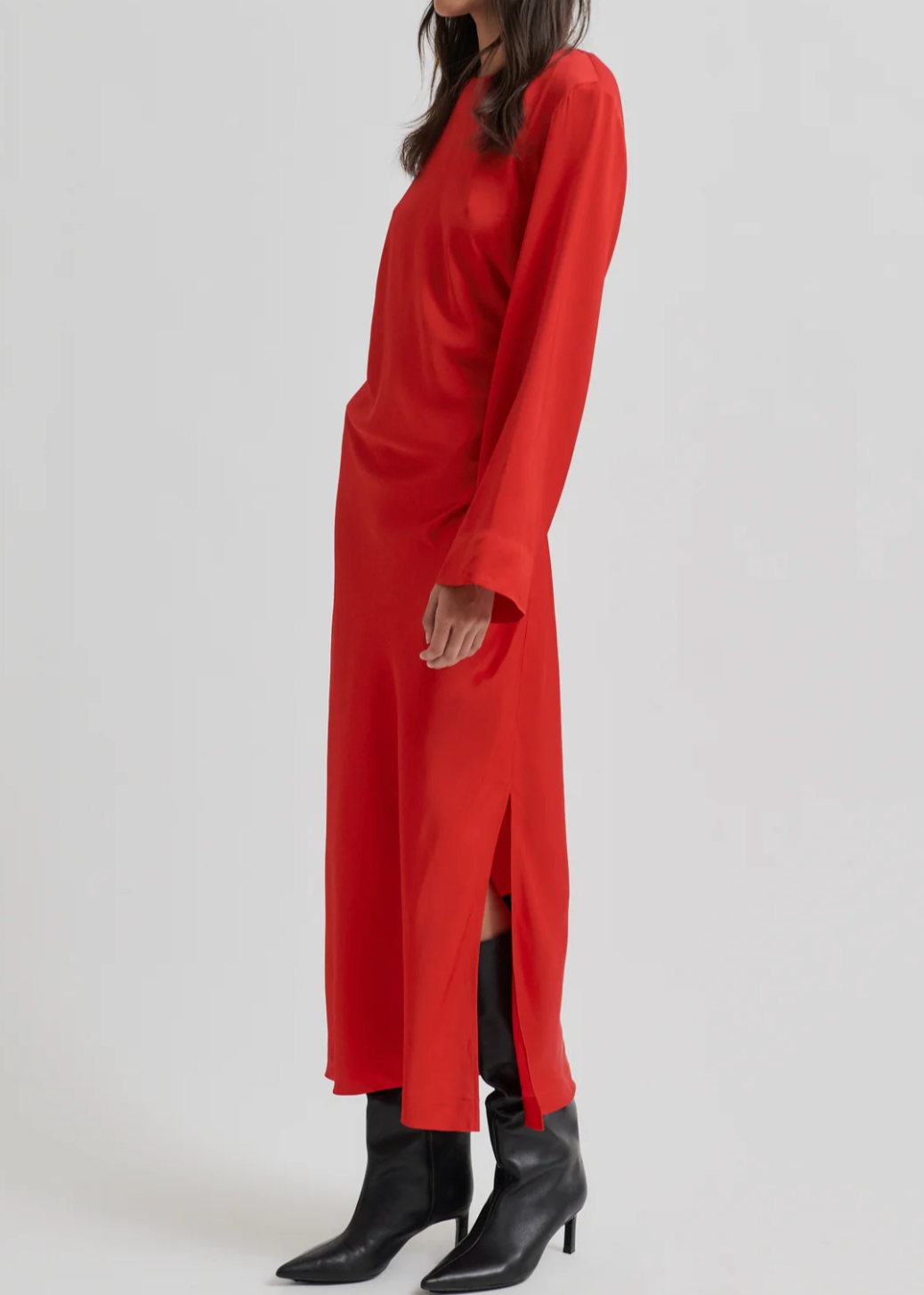 SECOND FEMALE - ERMINE DRESS RED