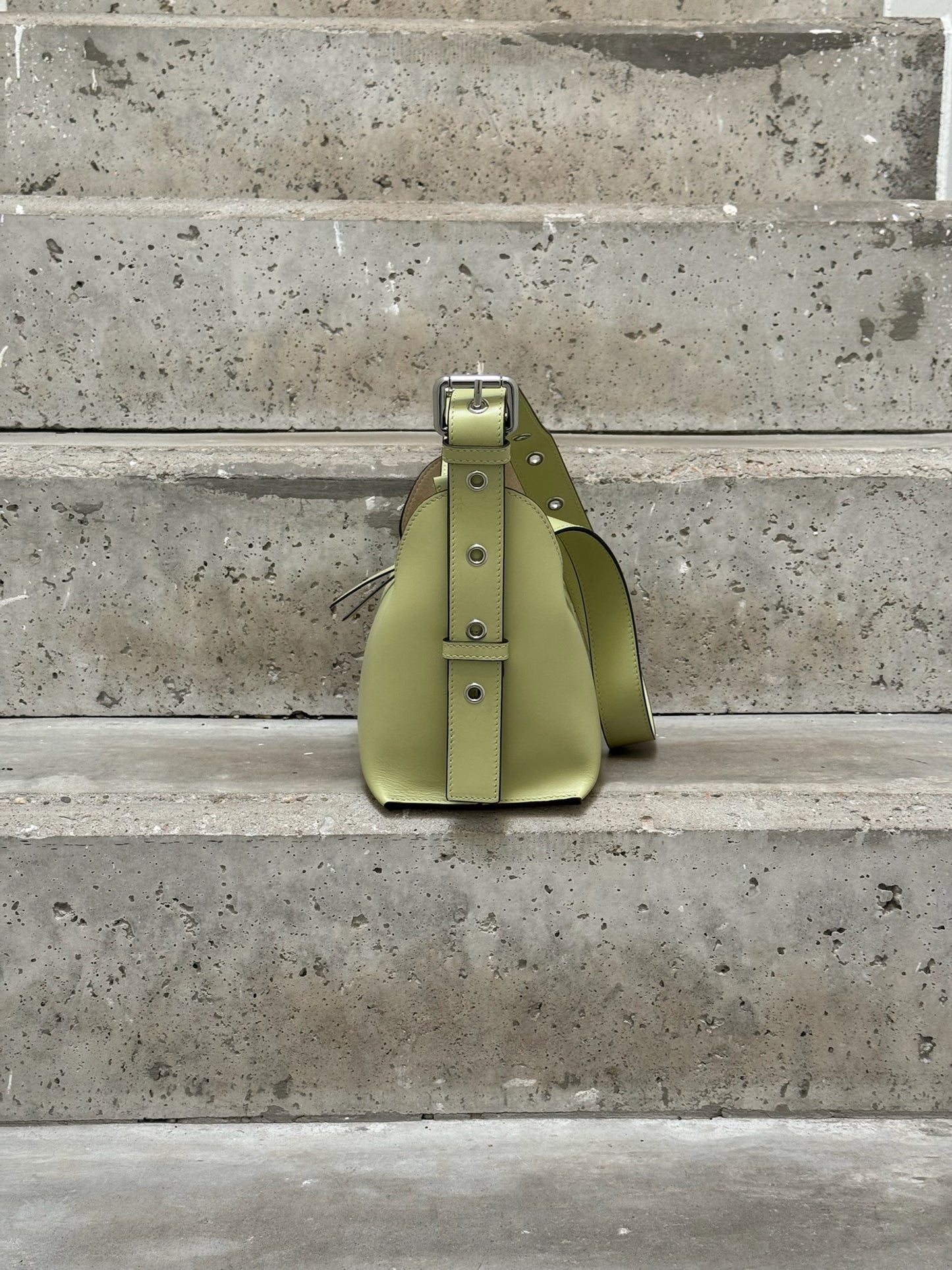 ZARINA ROUGE CHARLIE PISTACHE