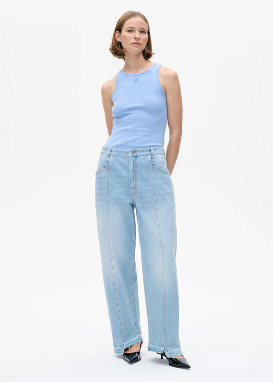 baum und pferdgarten - Tanya jeans profile 