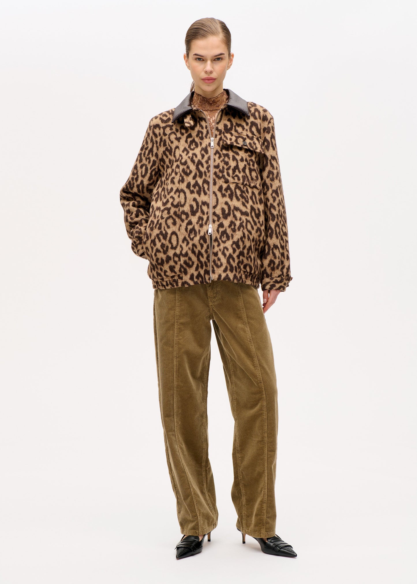 baum und pferdgarten - beline jacket leopard profile