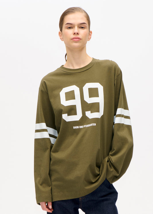baum und pferdgarten - jeevana t-shirt ivy green front