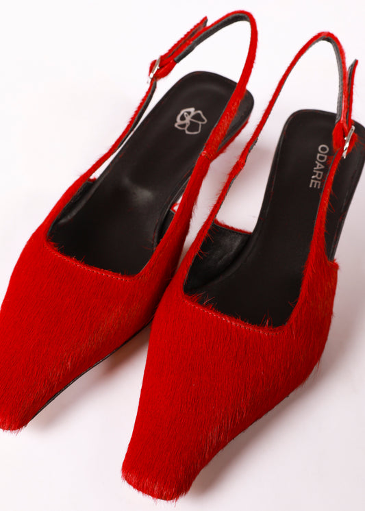 ANNA PELS RED