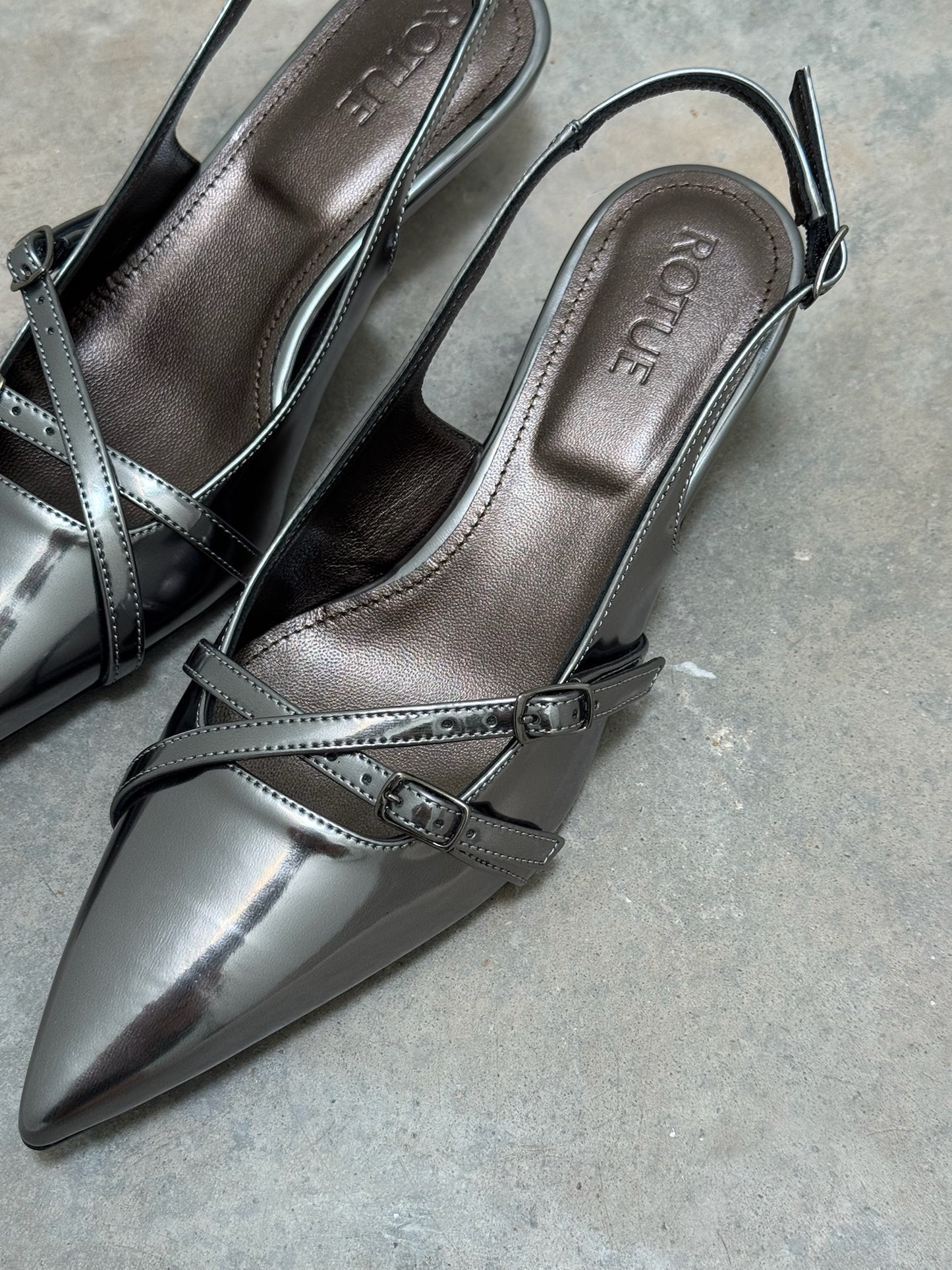 ROTUE - DUMP LOVE SLINGBACK LACK