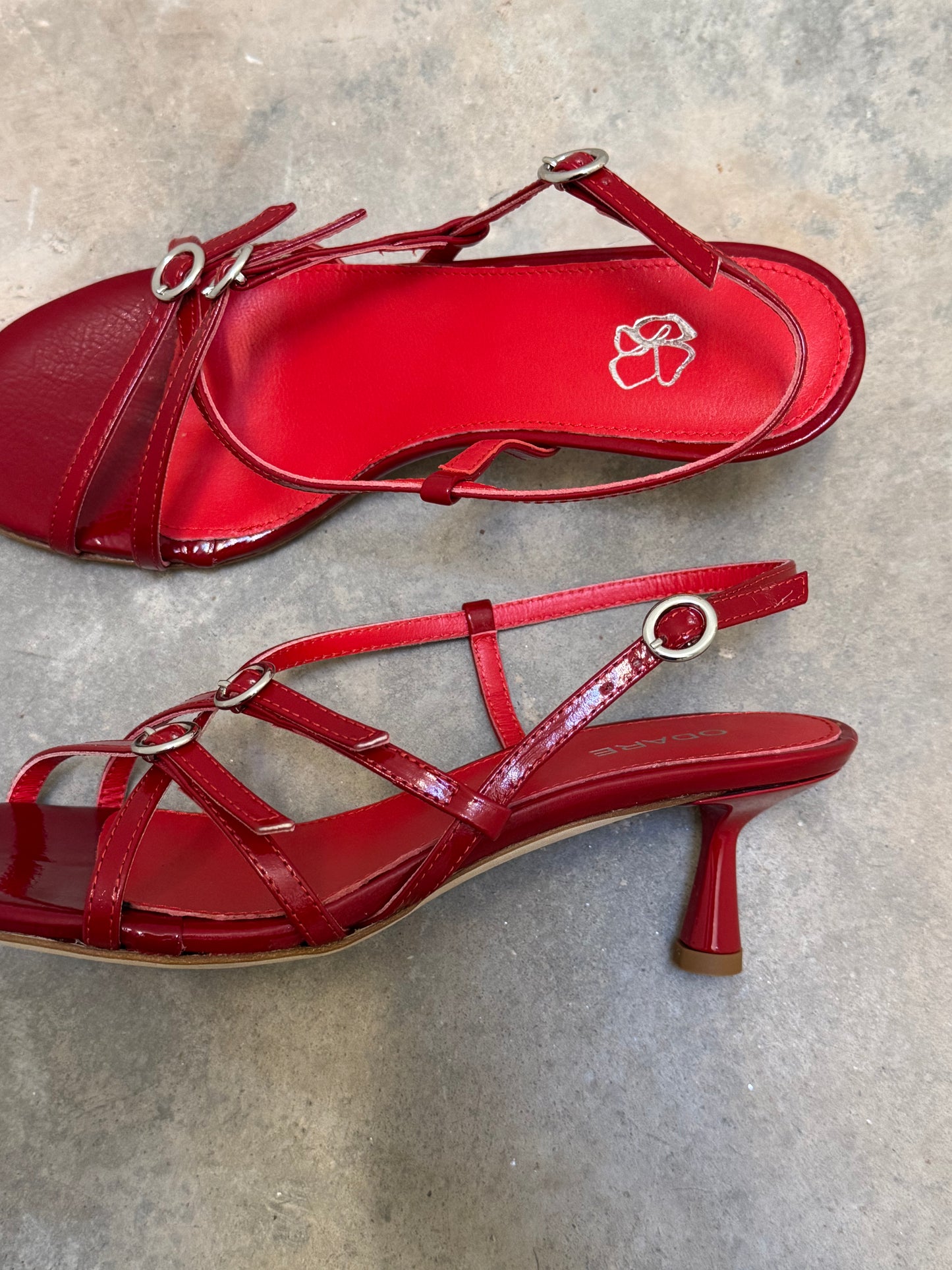 BLANCA SANDAAL GESP VERNIS ROSSO