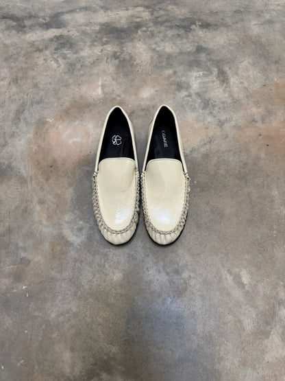 ELENA LOAFER VERNIS ECRU