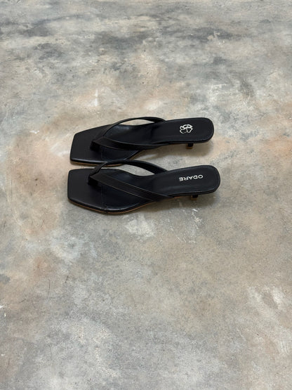 CORA SLIPPER HAKJE