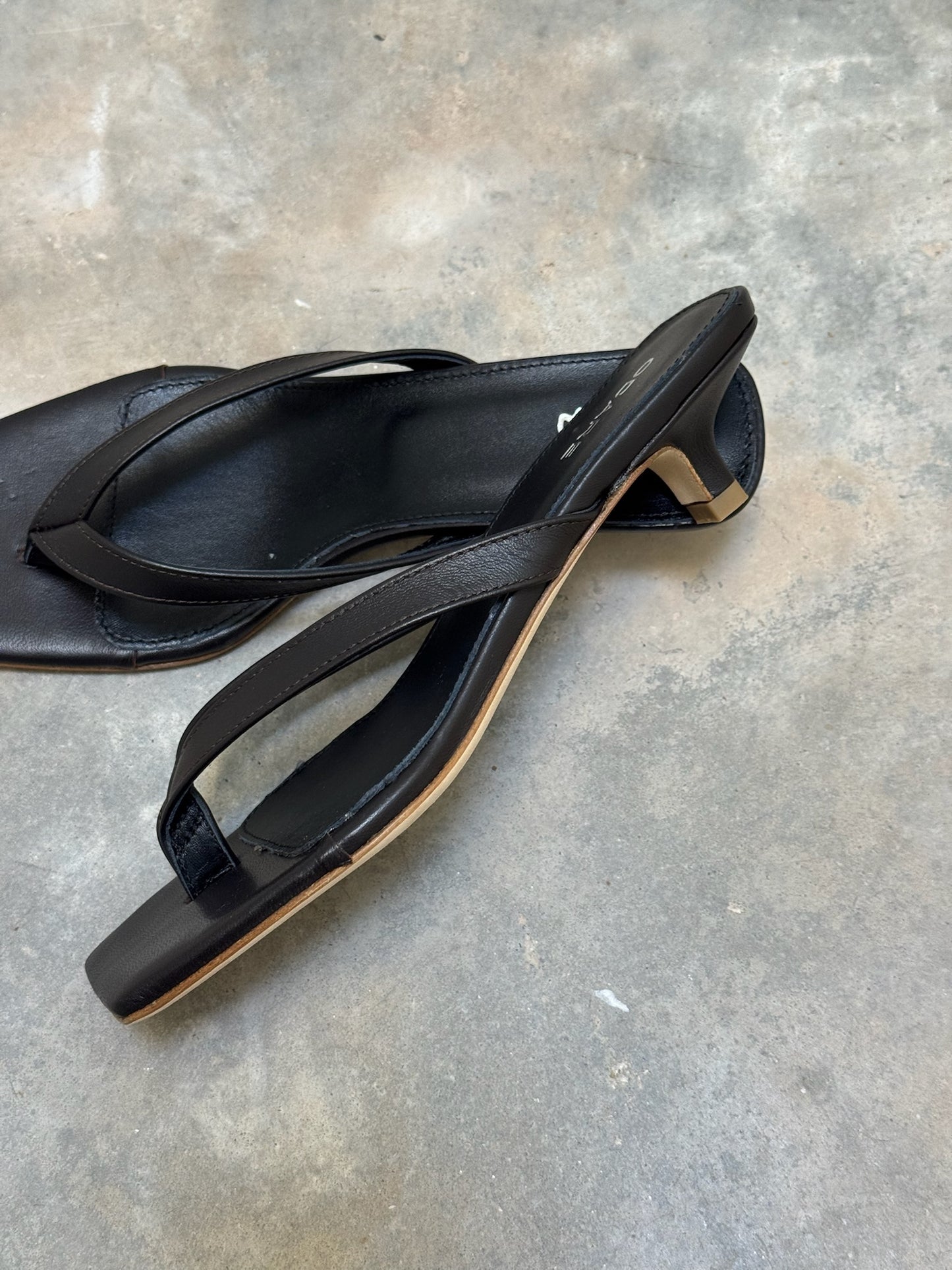 CORA SLIPPER HAKJE
