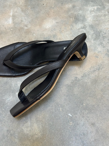 CORA SLIPPER HAKJE