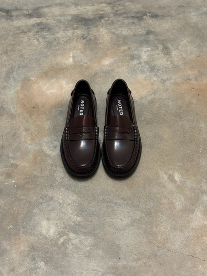 MOCCASIN BURGUNDY
