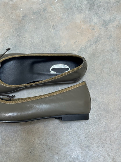 OLLY BALLERINE KHAKI