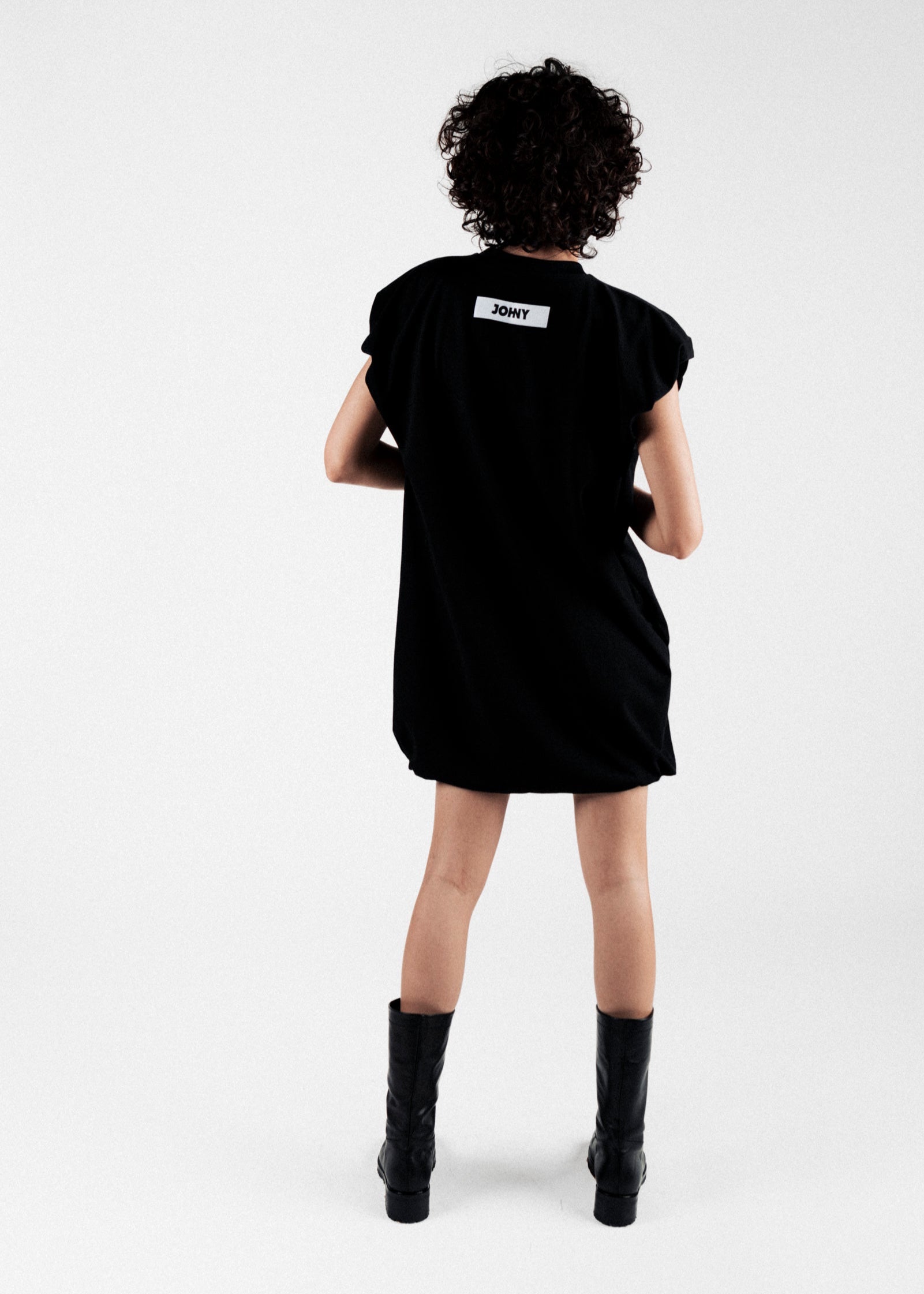 johny jade t-shirtdress black back