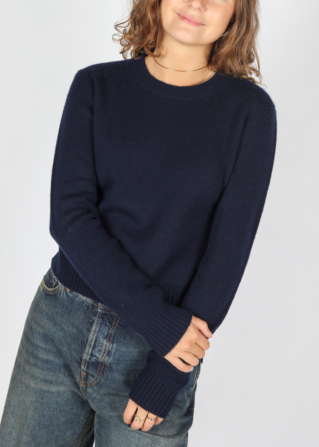 LISA YANG - Basic pullover made of 100% cashmere and with a regular fit