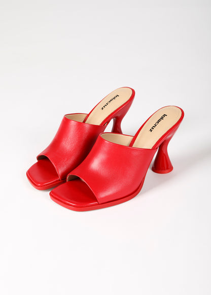 Lola Cruz roxane mule red side