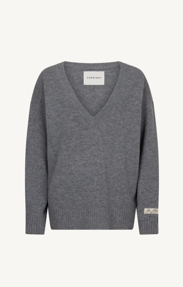 RACHEL PULL V GREY