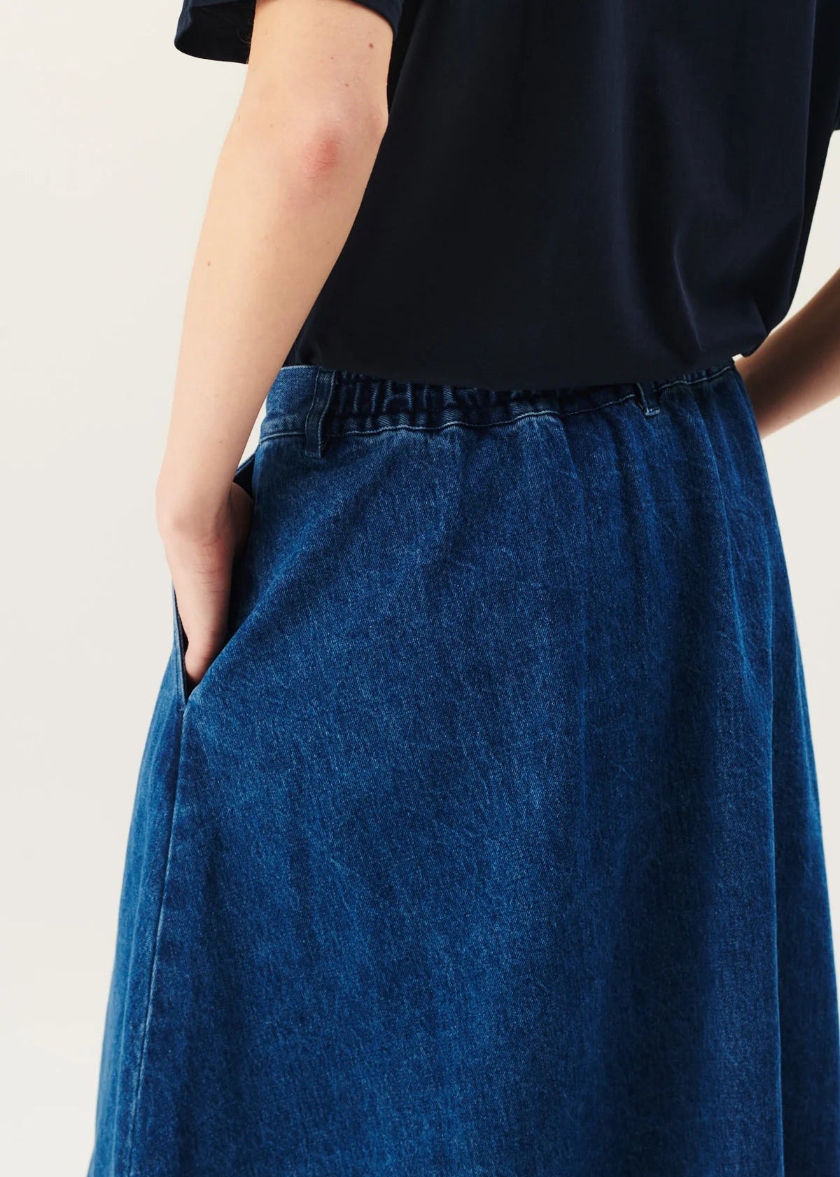 RUE DE TOKYO - Pen washed indigo denim back