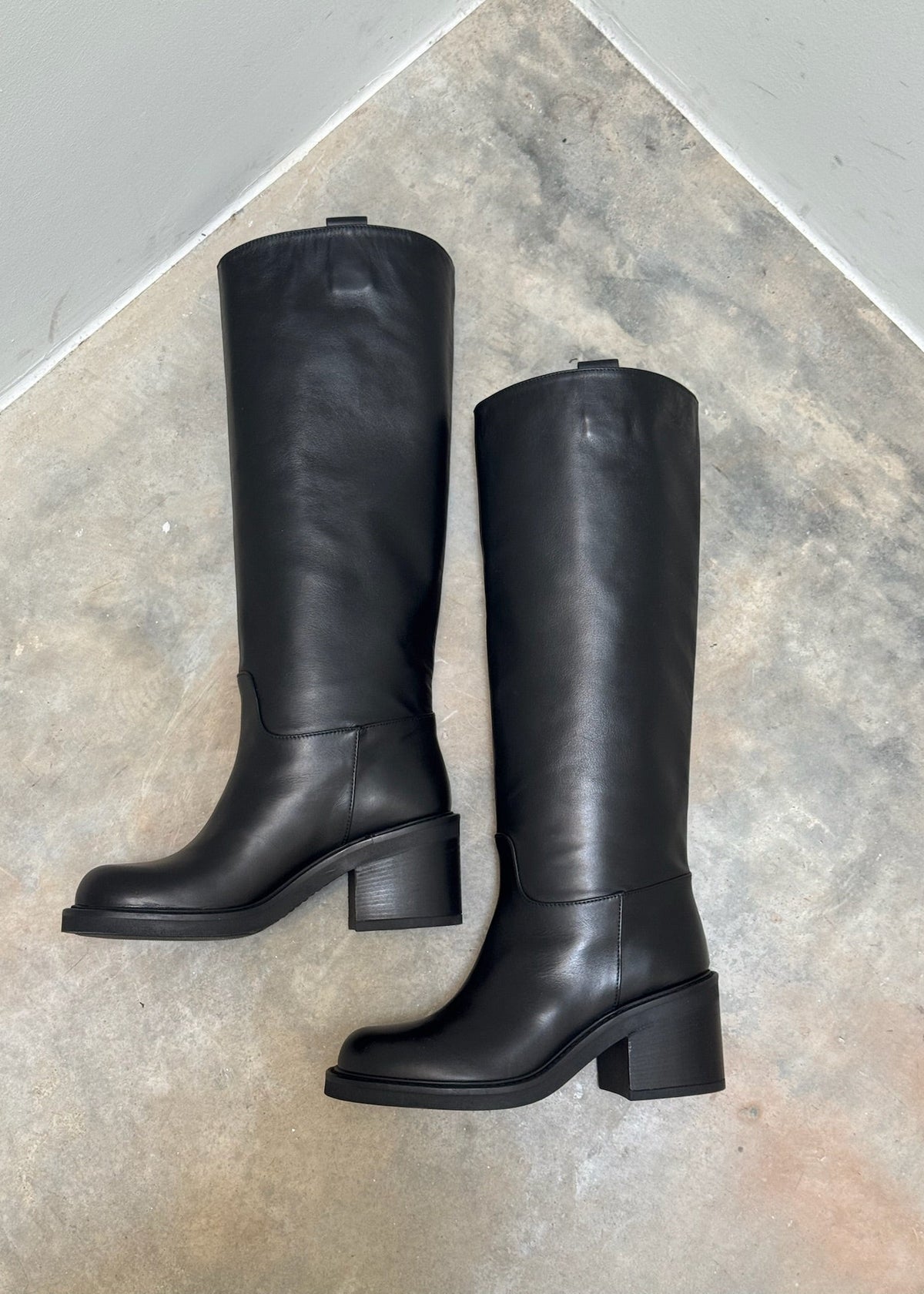 ROTUE - EVERGLOW LAARS BLACK