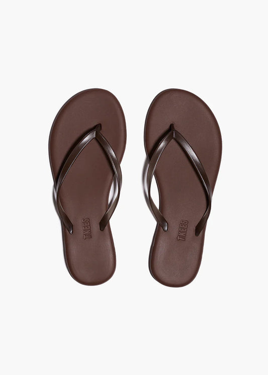 AQUA BROWN