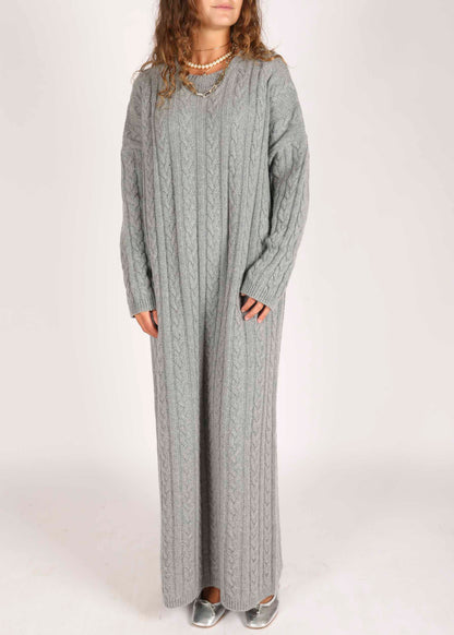 CHPTR-S - Cable knitted maxi dress with long sleeves and an oversized model