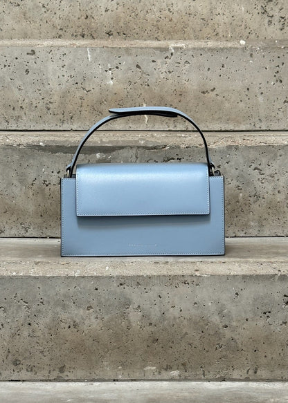 ZARINA ROUGE - LEO ICE